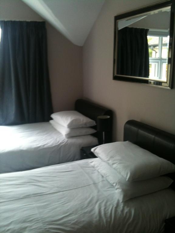 Five Mile Oxford Hotell Exteriör bild