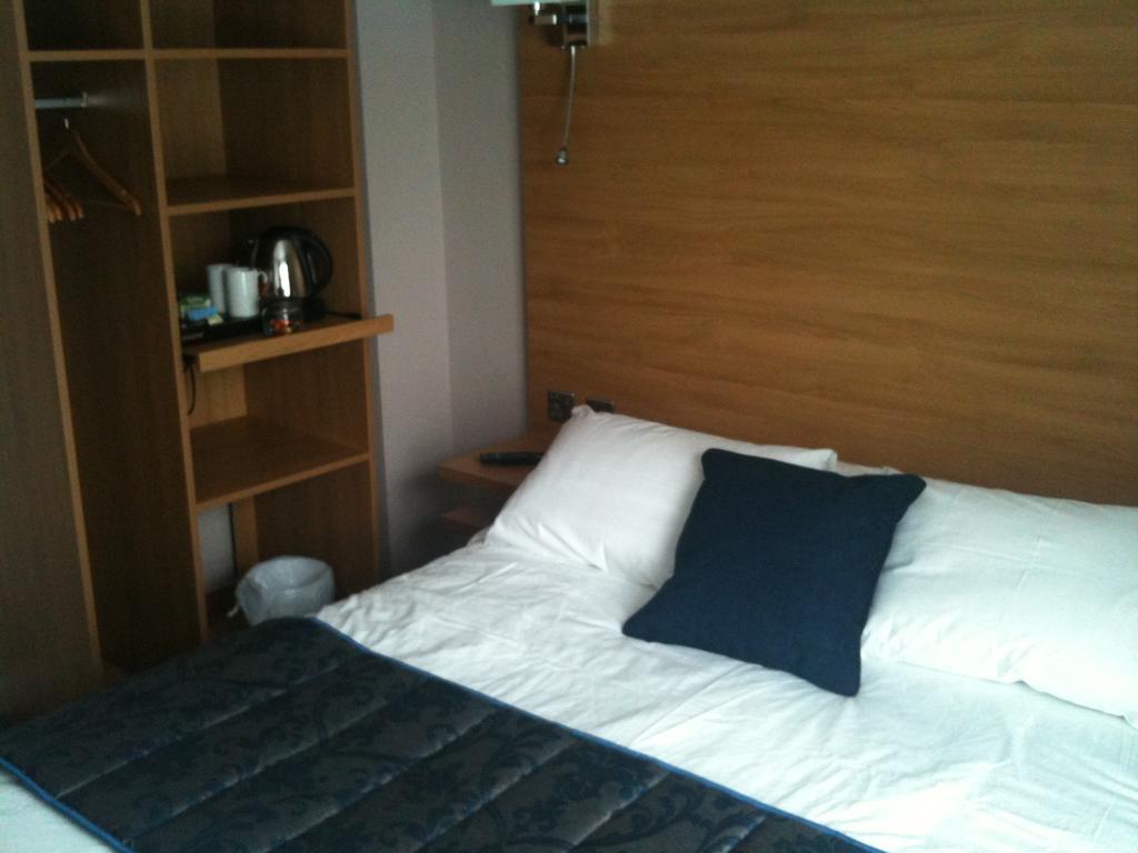Five Mile Oxford Hotell Exteriör bild